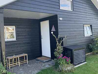 Tværstranden 21, Hasmark