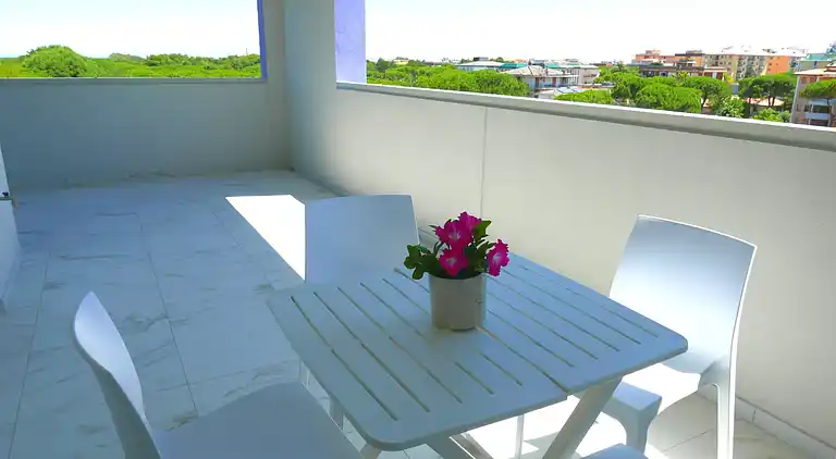 Wohnung nur einen Steinwurf vom Zentrum von Bibione entfernt