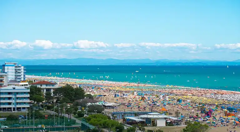 Wohnung nur einen Steinwurf vom Zentrum von Bibione entfernt