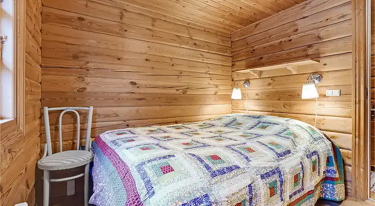 Hyggeligt bjælkehus med panoramaudsigt