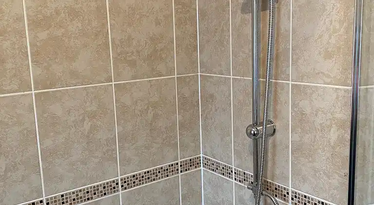 Riverside Park Ground Floor  Apt  1 BR  Parking  St Neots