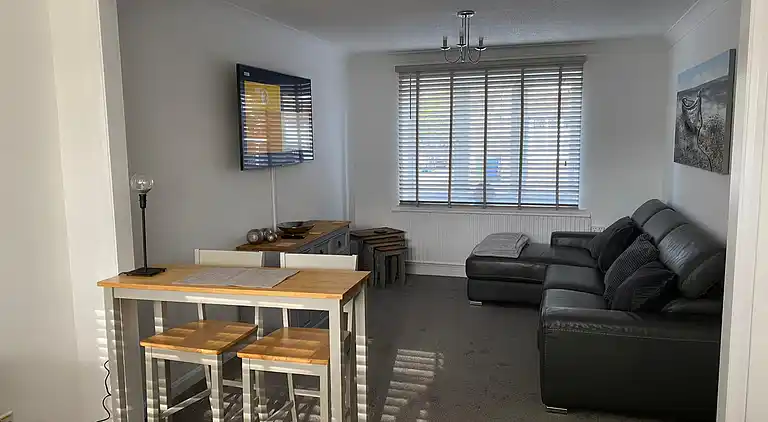 Riverside Park Ground Floor  Apt  1 BR  Parking  St Neots