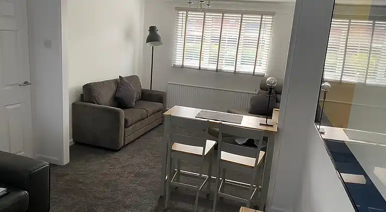 Riverside Park Ground Floor  Apt  1 BR  Parking  St Neots