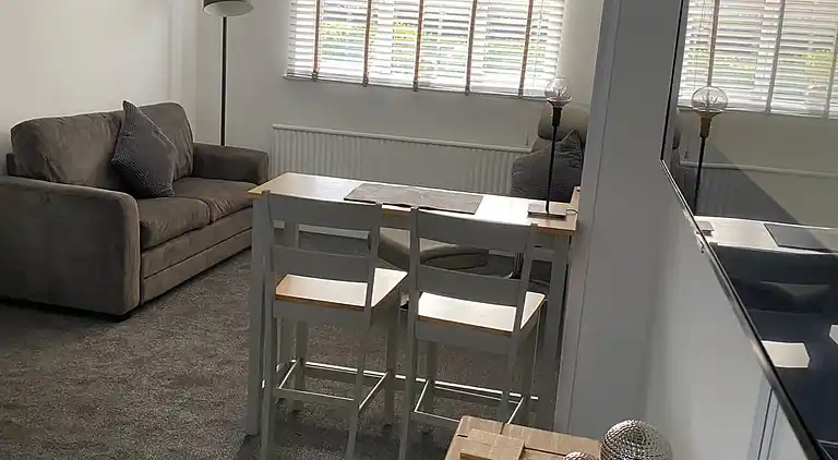 Riverside Park Ground Floor  Apt  1 BR  Parking  St Neots