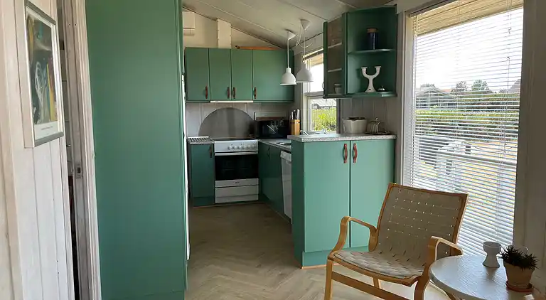 Sommerhus med havudsigt - 50m. fra strand