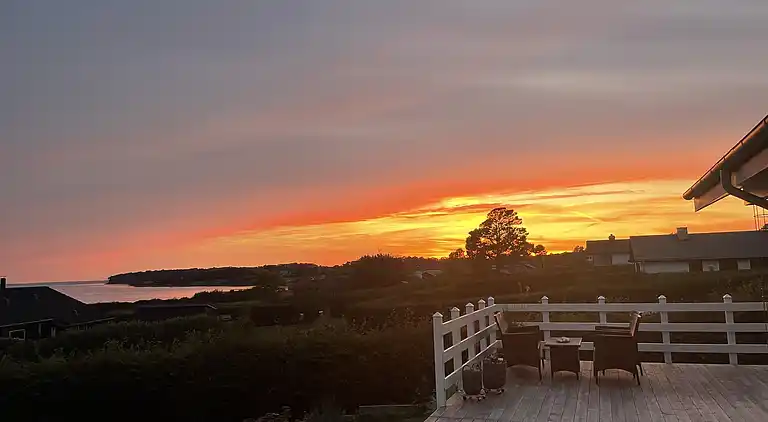 Schönes Ferienhaus mit Meerblick