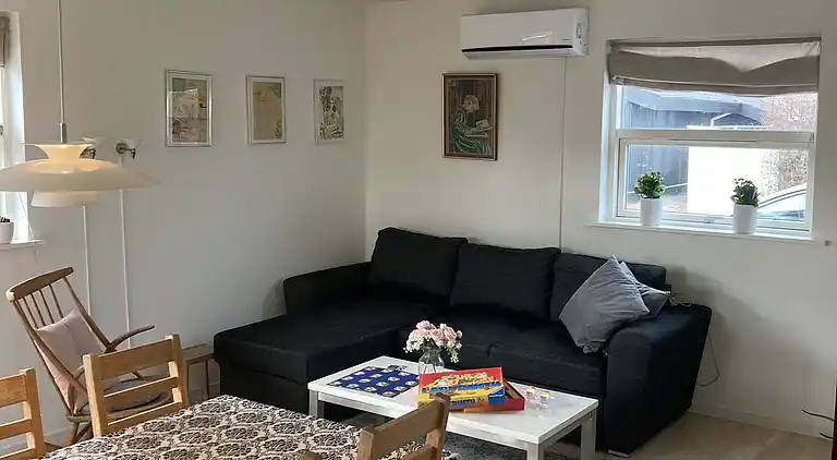 Sommerhus få minutters gang fra skøn badestrand