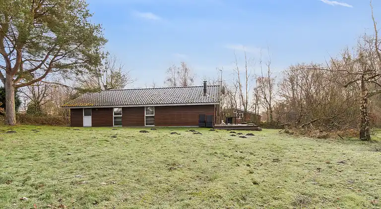 Hyggeligt sommerhus tæt på badestrand