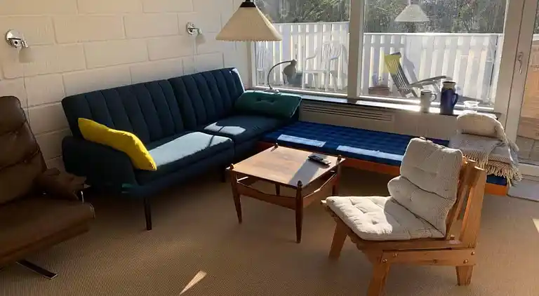 Feriehus ved stranden med hyggelig atmosfære