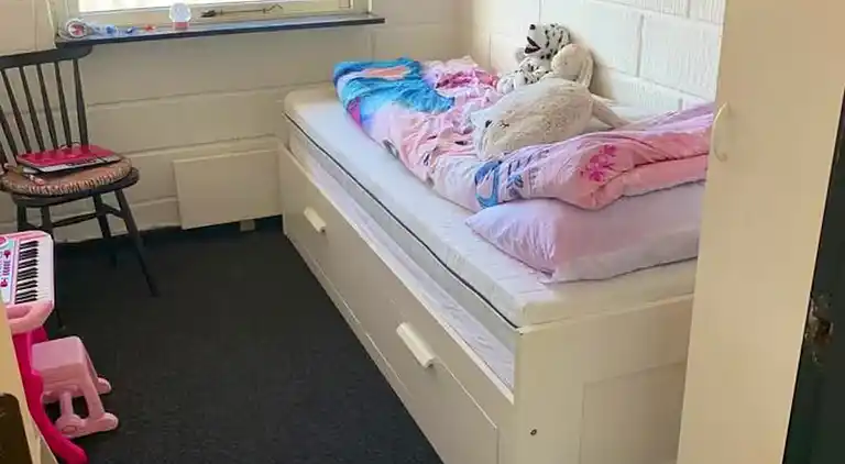 Feriehus ved stranden med hyggelig atmosfære