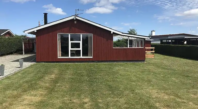 Feriebolig ved Hejlsminde Strand