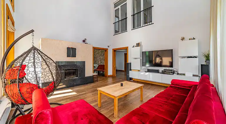 Luxurious Amber Villa with Private Pool and Garden Views