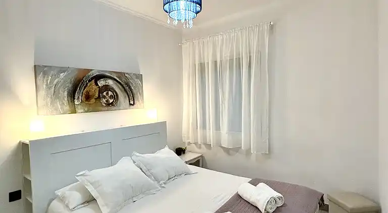 Große Wohnung in einer sehr ruhigen Gegend und gut verbunden