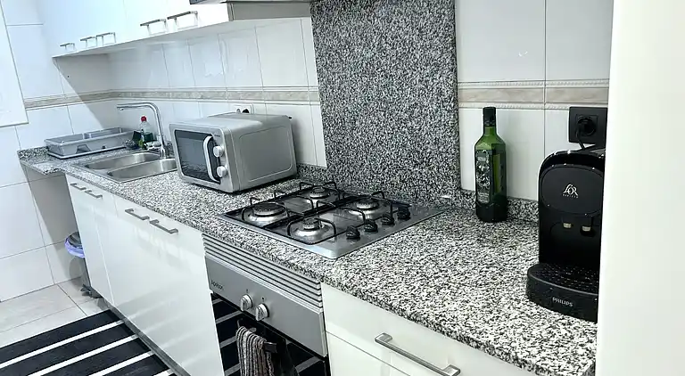 Große Wohnung in einer sehr ruhigen Gegend und gut verbunden