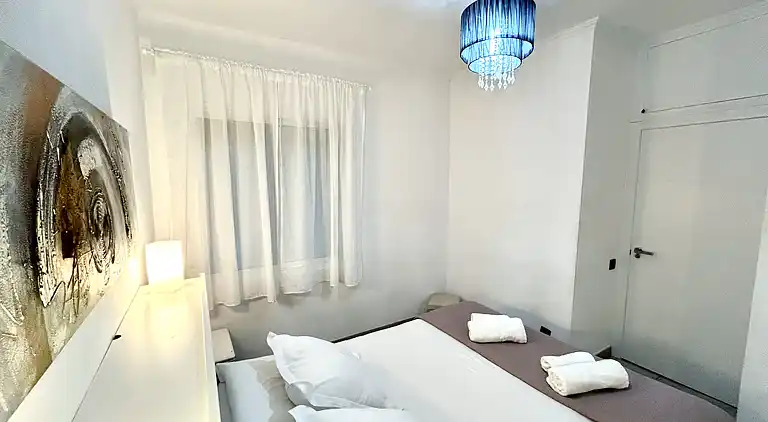 Große Wohnung in einer sehr ruhigen Gegend und gut verbunden