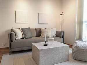 Spacious apartment right in the city centre