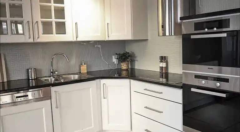 Spacious apartment right in the city centre