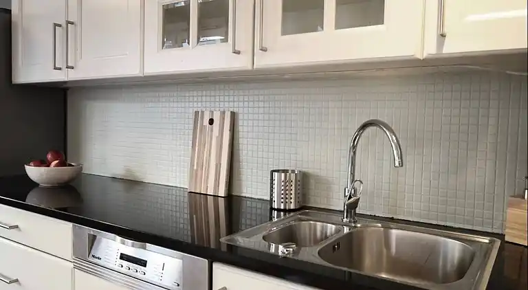 Spacious apartment right in the city centre