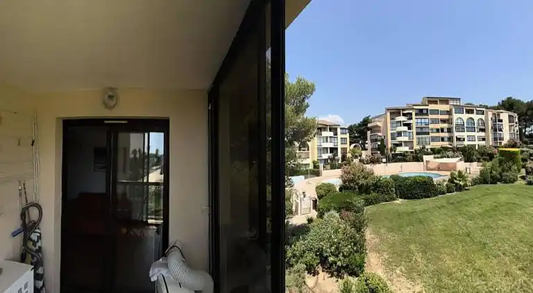 Apartment in Six-Fours-les-Plages