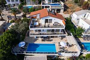 Villa Lumiere 3 luxueuse villa de 5 chambres à Kiziltas