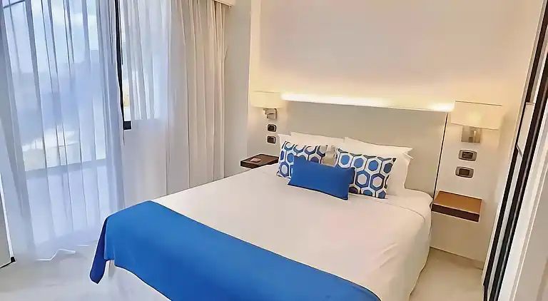 Ph in Cana Rock Star mit Blick auf den Golfplatz und Pool