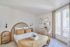 Apartment in Chaillot