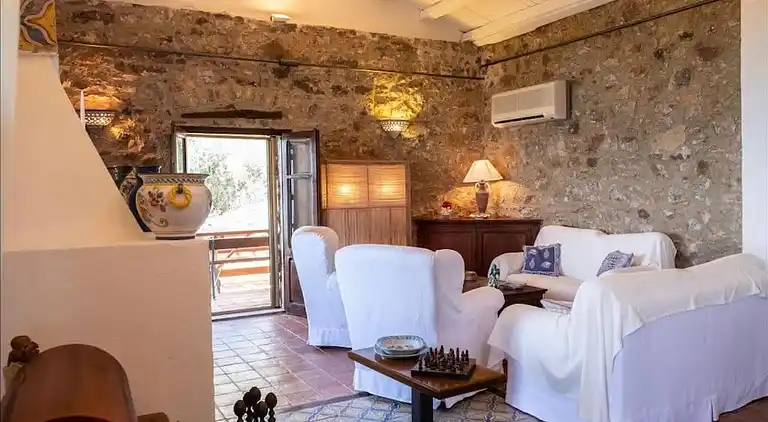 Privatpool der Villa Cefalù