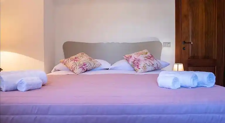 Privatpool der Villa Cefalù