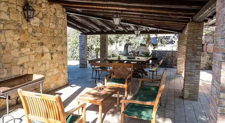 Privatpool der Villa Cefalù