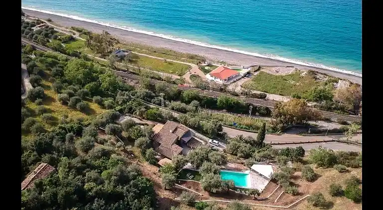 Privatpool der Villa Cefalù