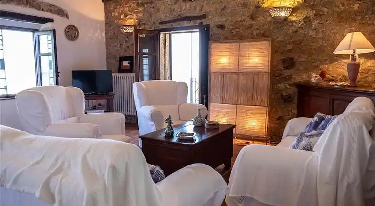 Privatpool der Villa Cefalù