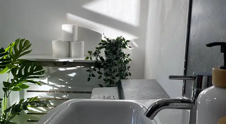 Modernes Stadthaus - Kostenloses Parken - Spielzimmer - WLAN