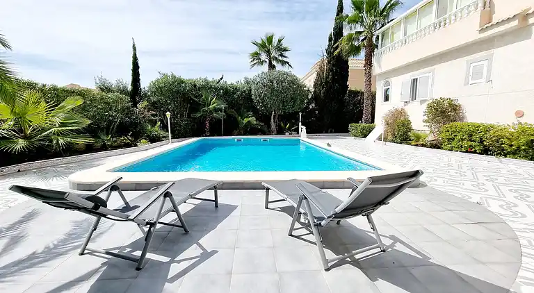 Haus mit Privaten Pool in La Siesta