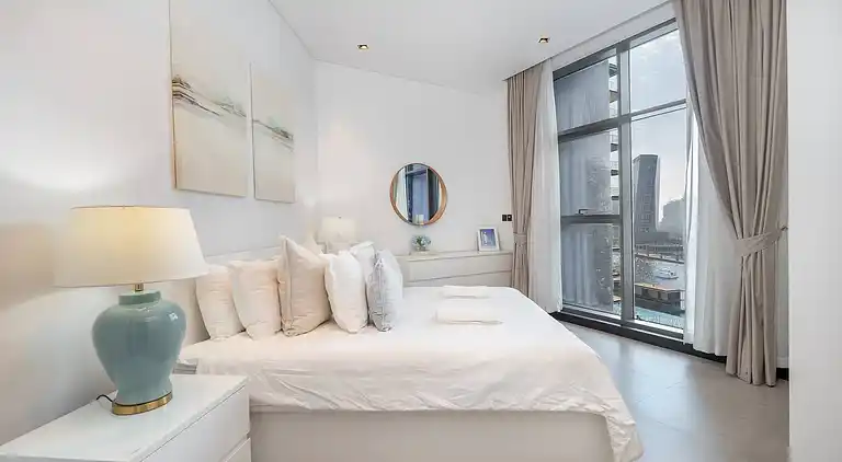 Geräumiges 1-Schlafzimmer, Blick auf Burj, Infinity-Pool und