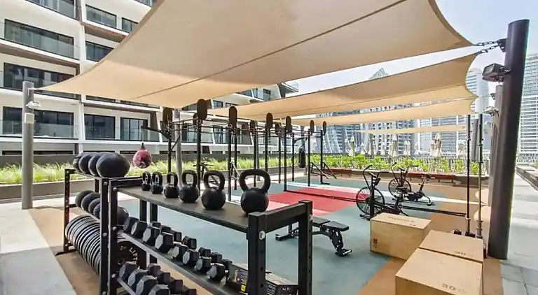 Geräumiges 1-Schlafzimmer, Blick auf Burj, Infinity-Pool und