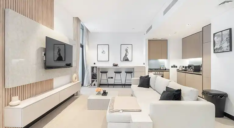 Geräumiges 1-Schlafzimmer, Blick auf Burj, Infinity-Pool und