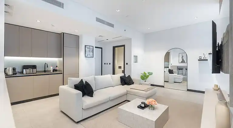 Geräumiges 1-Schlafzimmer, Blick auf Burj, Infinity-Pool und