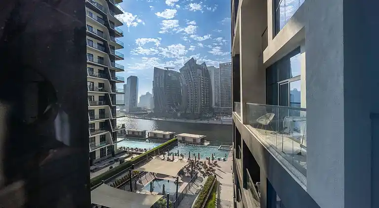 Geräumiges 1-Schlafzimmer, Blick auf Burj, Infinity-Pool und