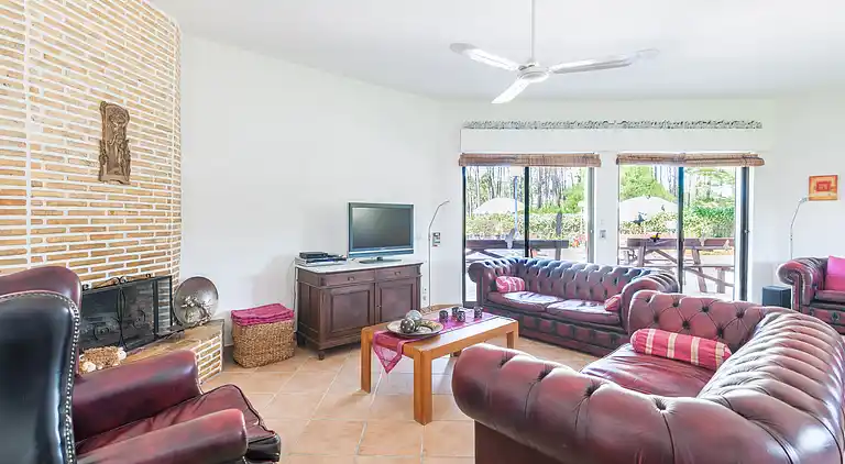 Magnifique Villa mit großem Pool, Tennisplatz und exotische