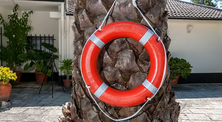 Magnifique Villa mit großem Pool, Tennisplatz und exotische