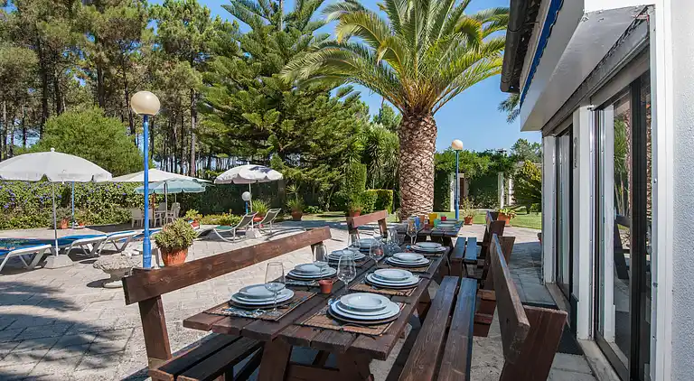 Magnifique Villa mit großem Pool, Tennisplatz und exotische