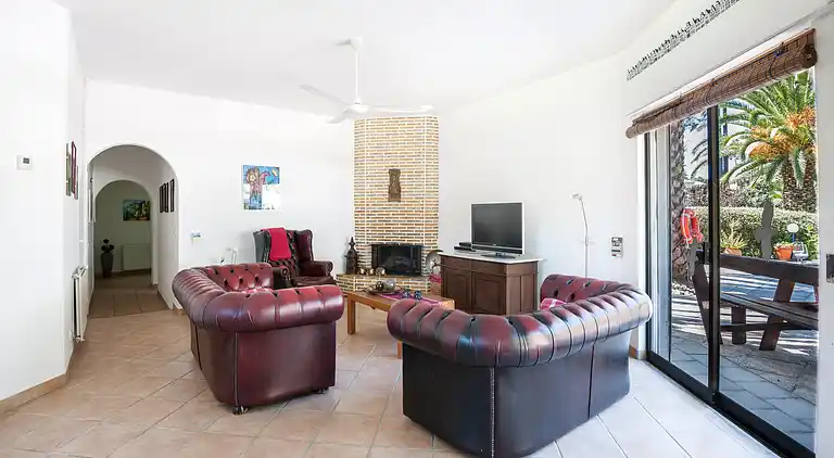 Magnifique Villa mit großem Pool, Tennisplatz und exotische