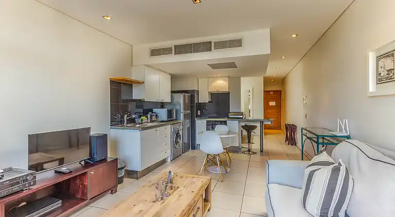 De Waterkant Studio Apartment, fully furnished and equipped