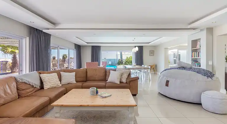 Geräumige Villa am Strand