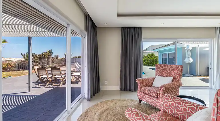 Geräumige Villa am Strand