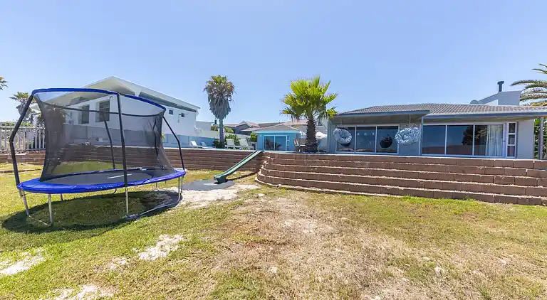 Geräumige Villa am Strand