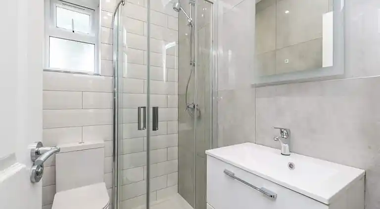 The Parkdale Suites Suite B