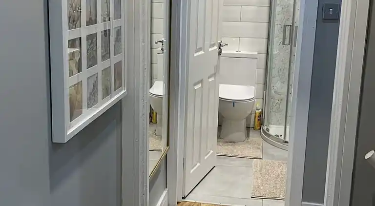 The Parkdale Suites Suite B