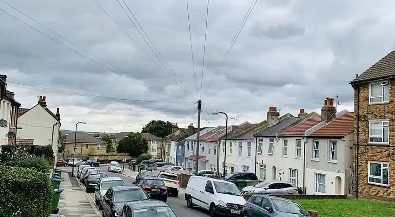 The Parkdale Suites Suite B