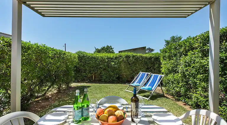 Sonnige Villa mit Zugang zum Pool - Entspannter Urlaub